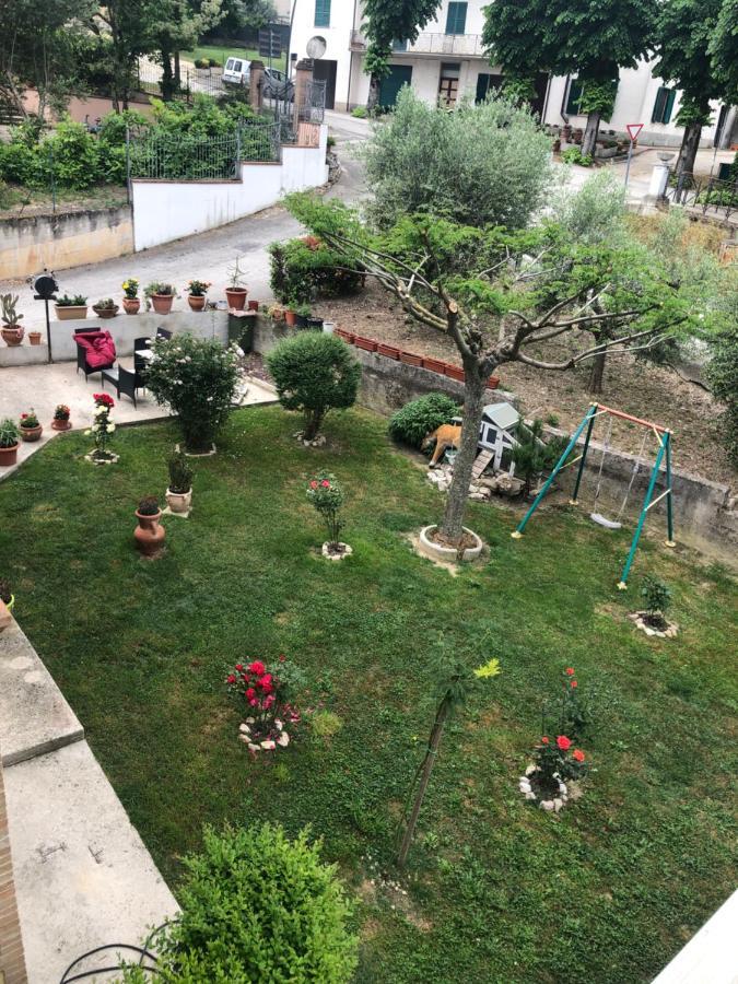 Il Girasole Apartman Castel Ritaldi Kültér fotó