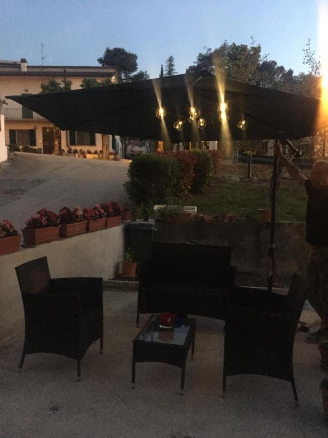 Il Girasole Apartman Castel Ritaldi Kültér fotó